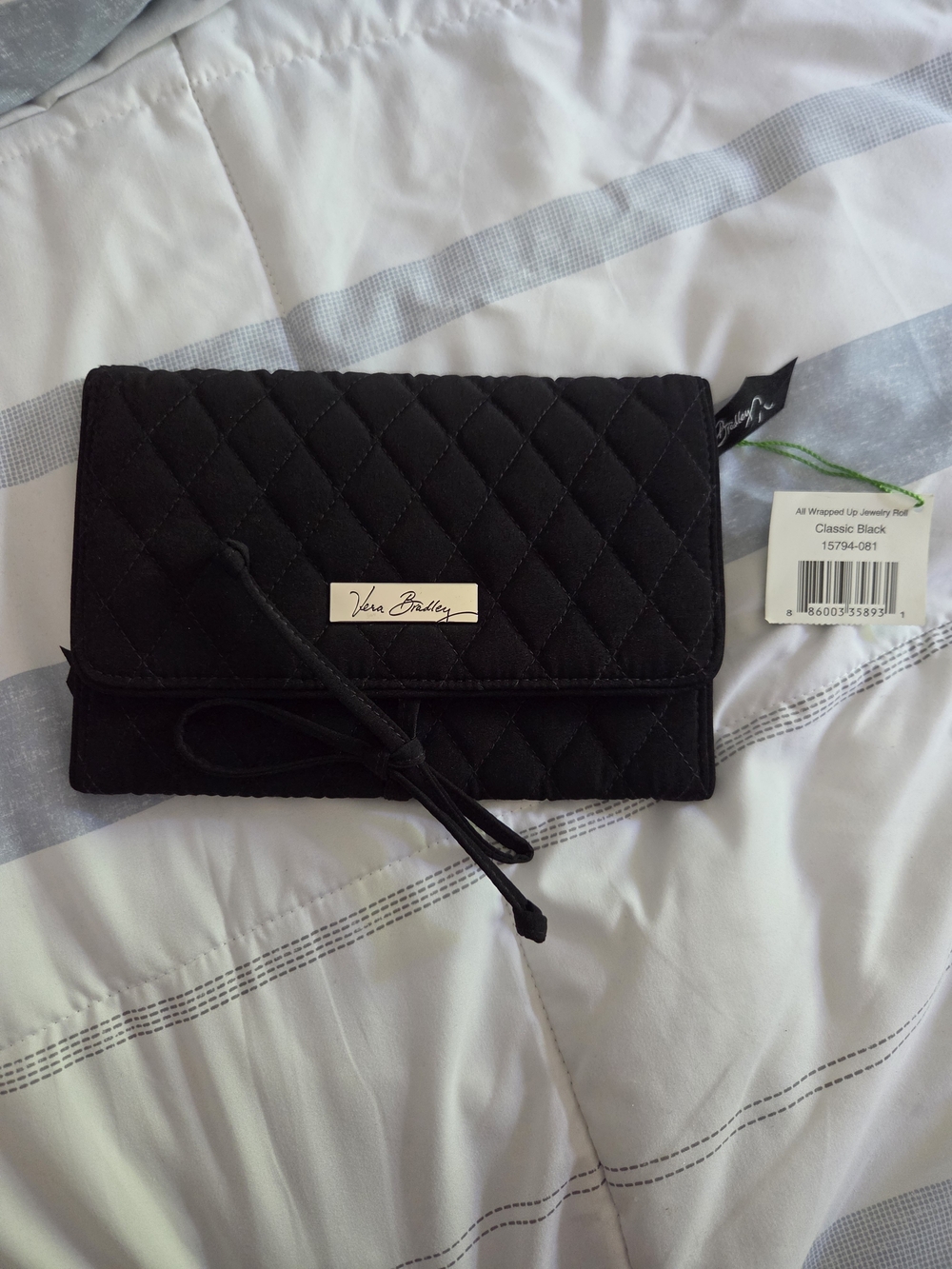 Vera Bradley Classic Black Quilted All Wrapped Up Jewelry Roll